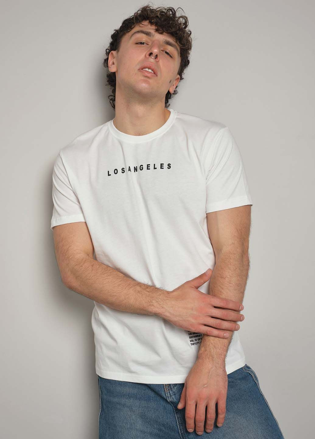 Біла футболка чоловіча Fashion