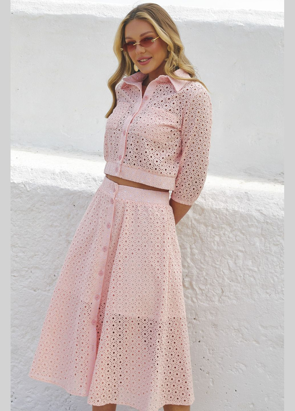 Костюм жіночий літній із прошви комплект спідниця та літній бомбер на гудзиках ST-Seventeen (333832830)