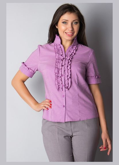 Бузкова блуза з коротким рукавом і рюшами 2 Льва