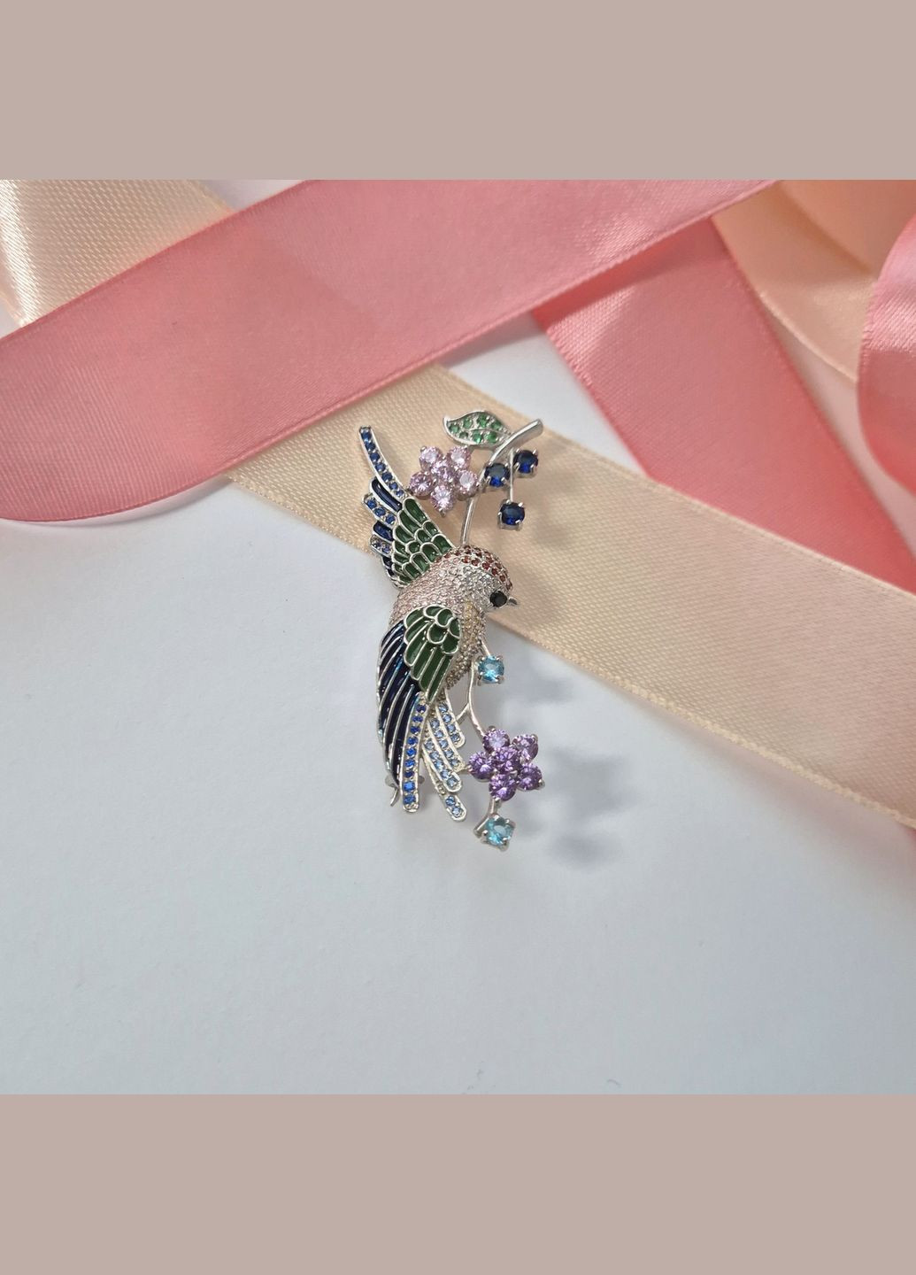 Серебряная Брошка Птичка Королек с разноцветными Камнями серебро 925 пробы Родированное 600008 7.52г No Brand (313103488)