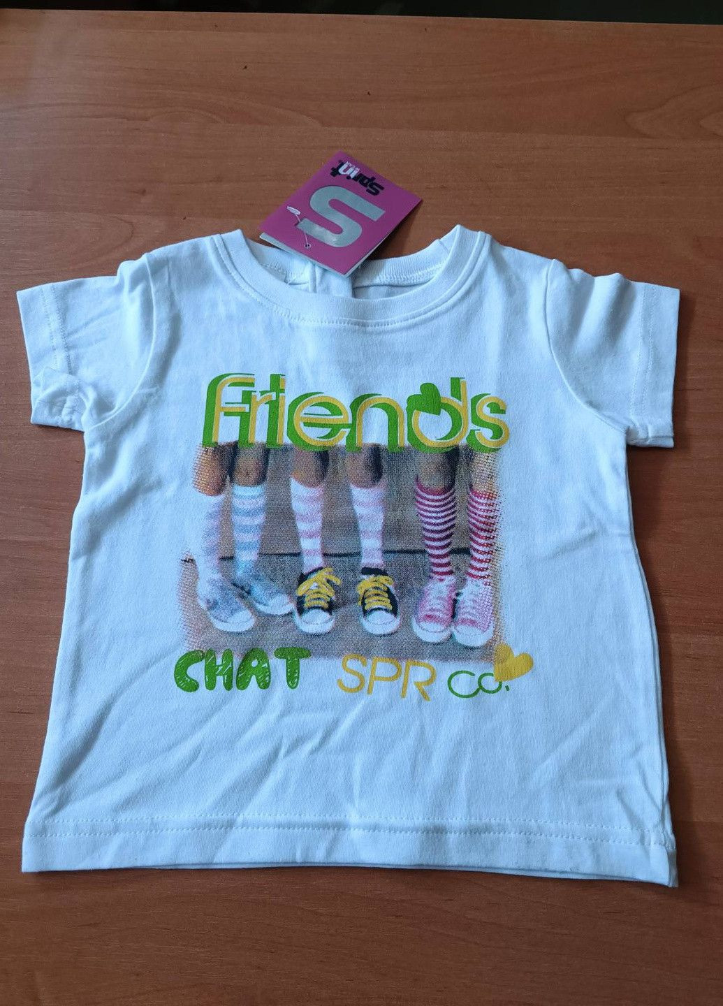 Белая летняя футболка розово-черный Sprint