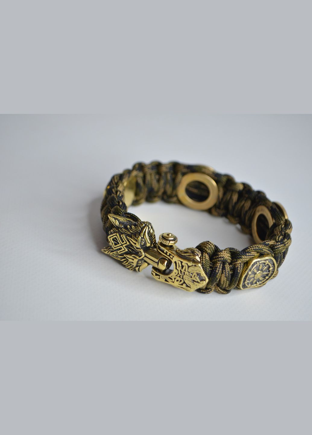 Браслет волком знаком ССО вегвизиром шлемом ужаса и отпечатком лапы из бронзы ручного литья + брелок в подарок No Brand (341738723)