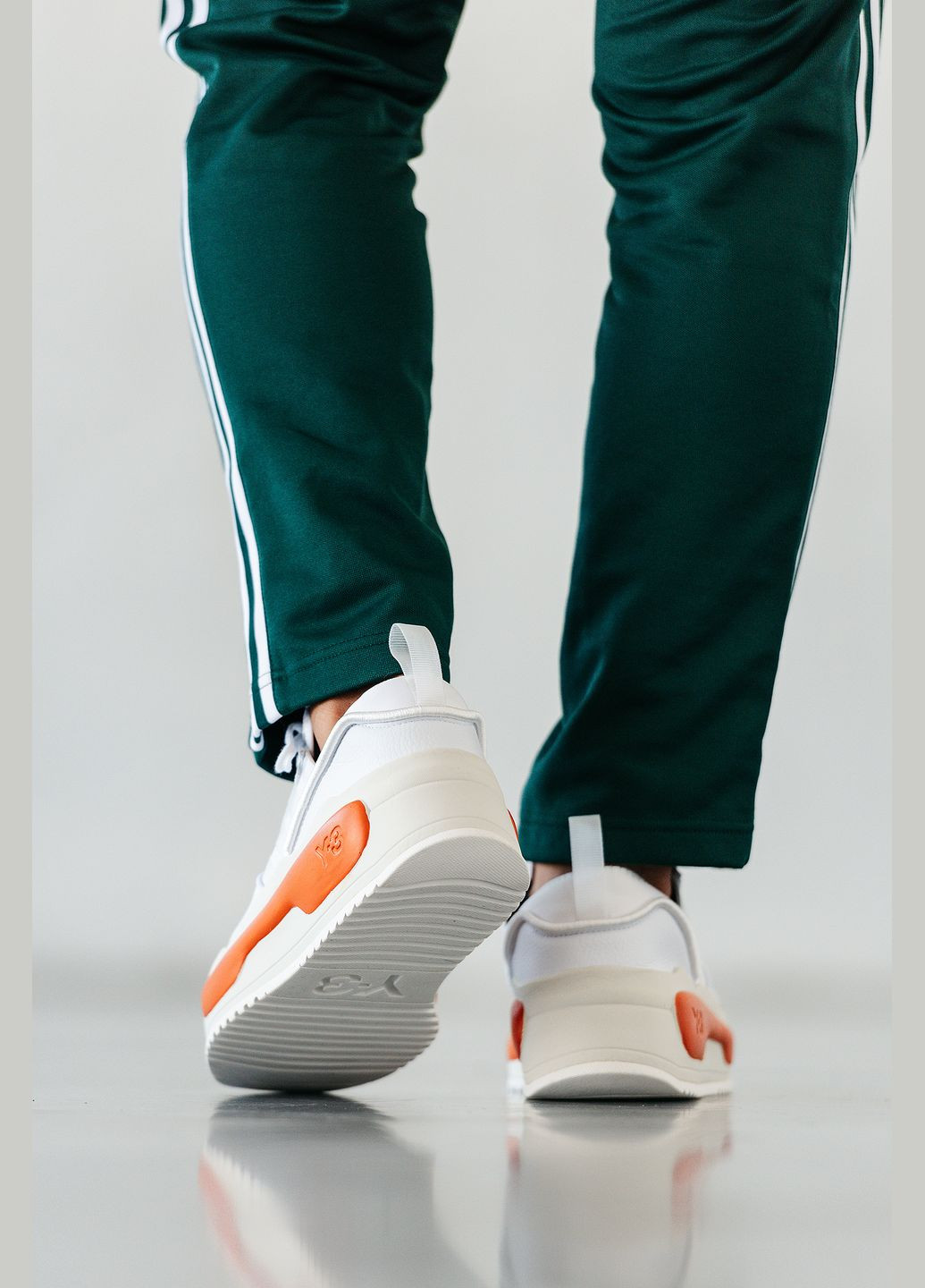 Кросівки жіночі і чоловічі Adidas Y-3 Rivalry white orange | Адідас У-3 Рівару білі оранжеві No Brand білі демісезони (315683572)