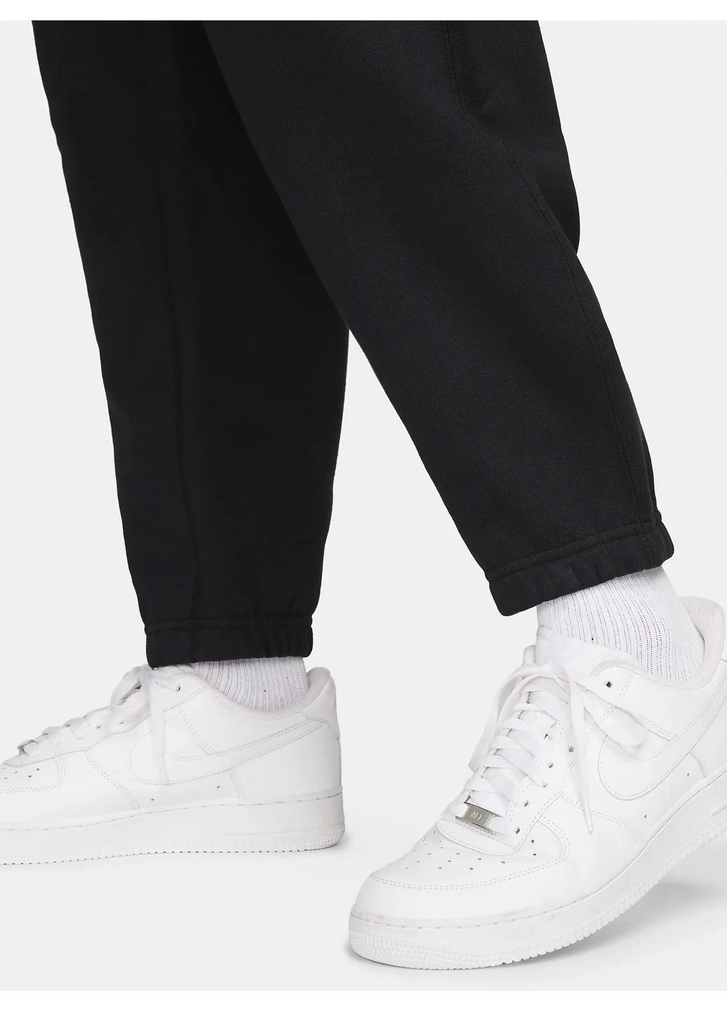 Черные брюки Nike