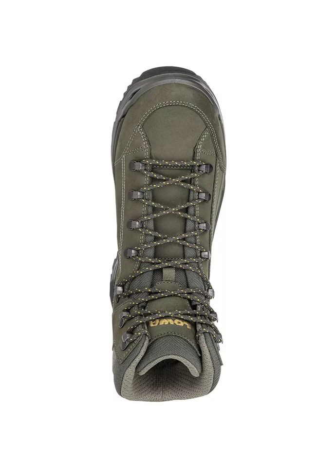 Оливковые ботинки Lowa