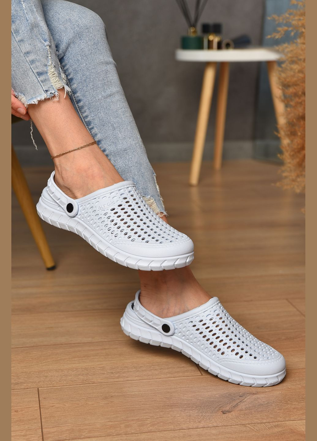 Голубые кроксы женские голубого цвета Let's Shop