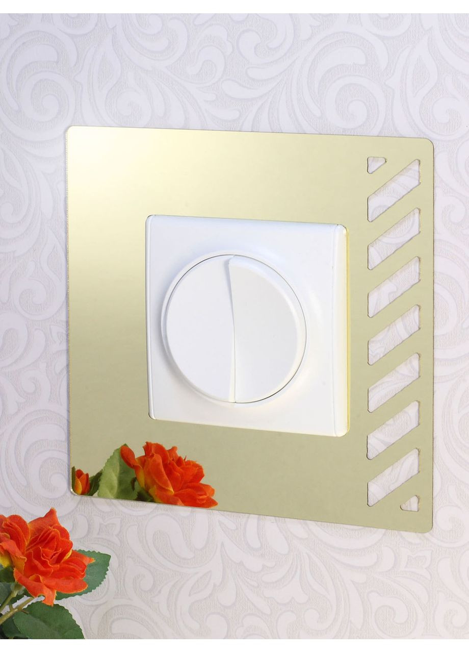 Наклейки зеркальные на стену интерьерные акриловые рамки под выключатель №4 Золото 1 шт. Ваша Світлість (366334628)
