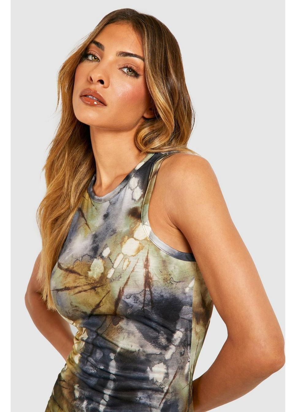 Комбинированное повседневный платье Boohoo с рисунком