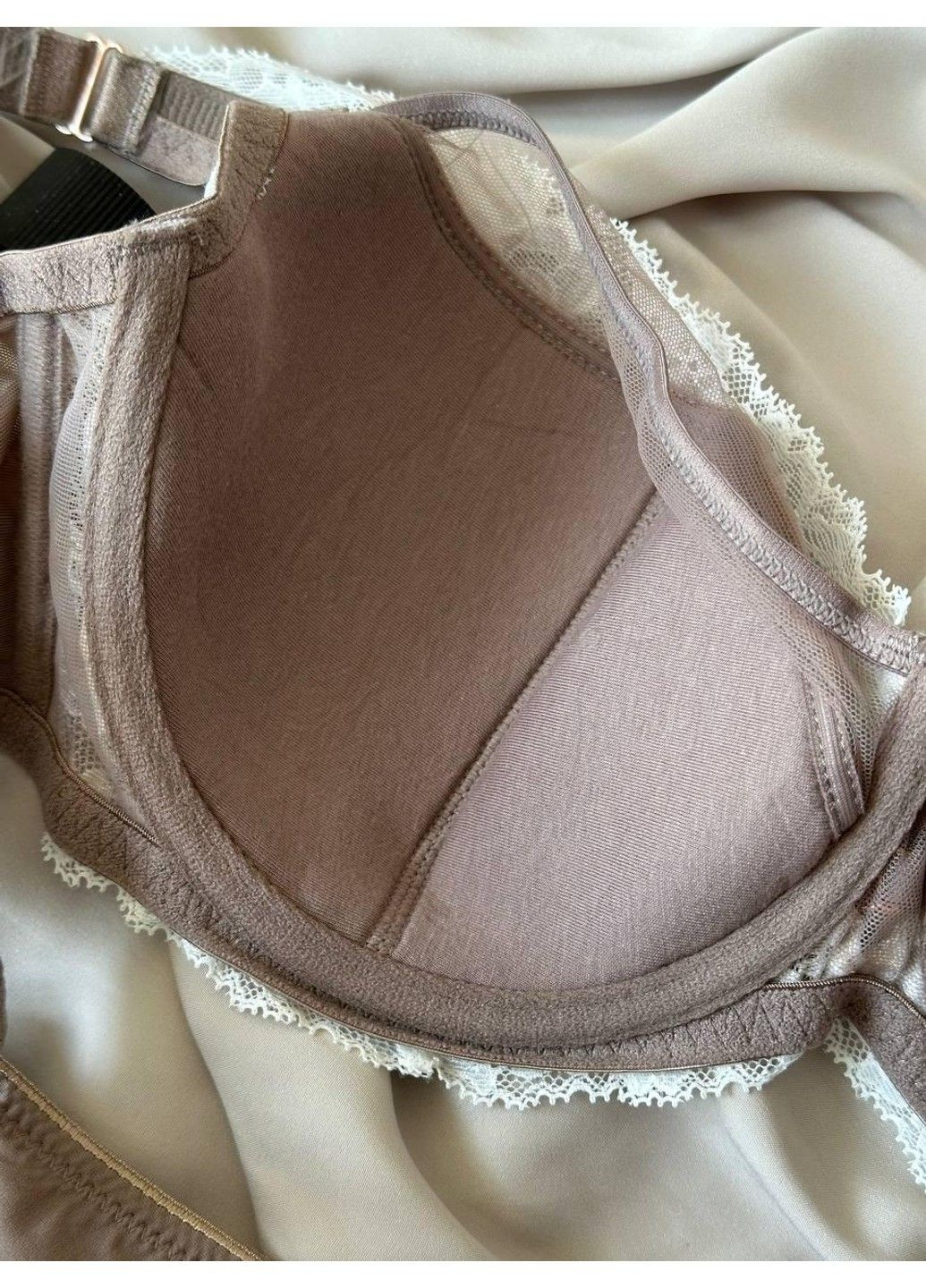 Пудровый комплект бюстгальтер мягким поролон + трусики макси 12301 мокко Lanny Mode