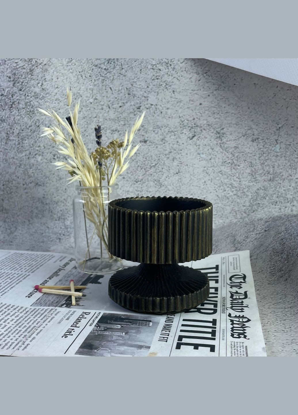 Гипсовый подсвечник на ножке No Brand (322347079)