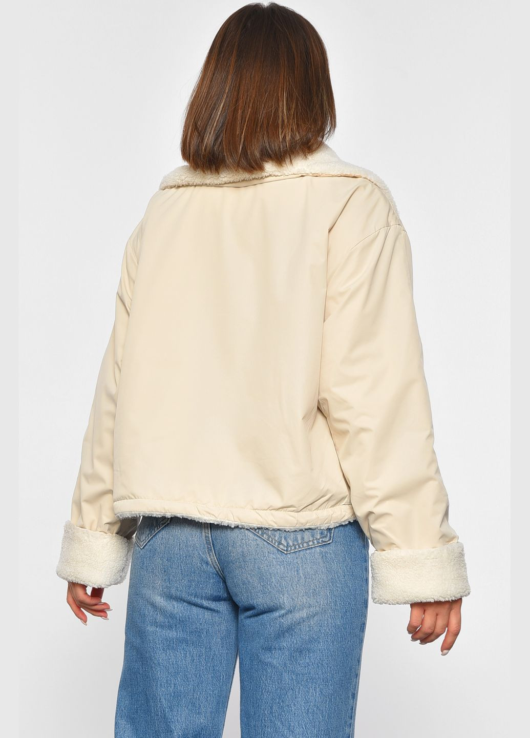 Бежева демісезонна куртка жіноча демісезонна двостороння на штучному хутрі світло-бежевого кольору Let's Shop