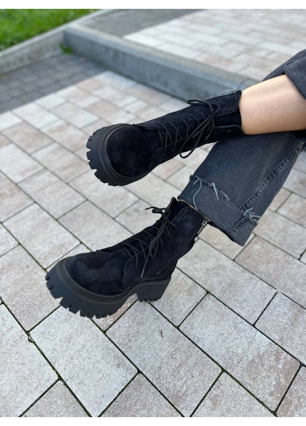 Осенние женские замшевые ботинки VZUTIK из натуральной замши