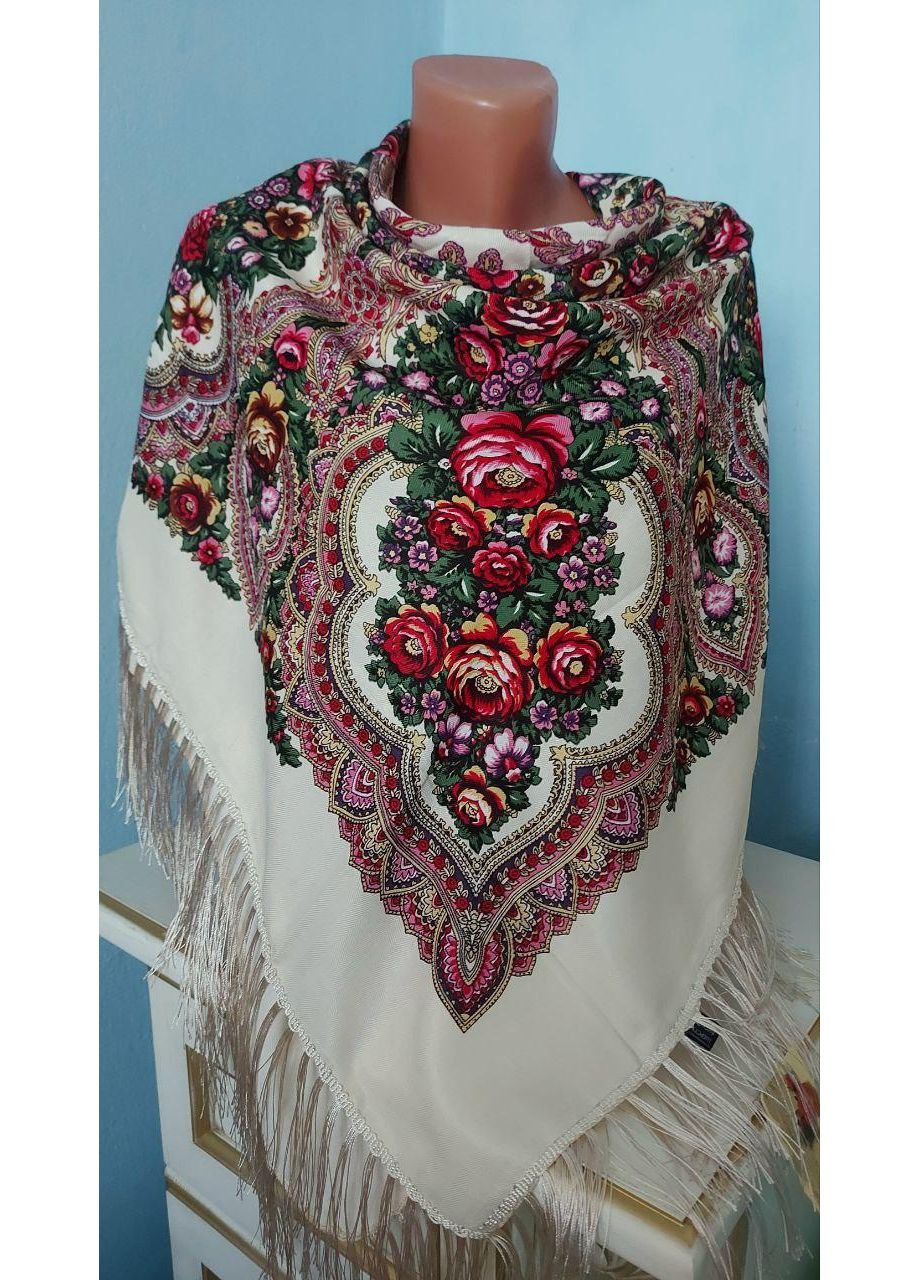 Украинский платок на Рождество 110см плюс торочки, бежевый платок, молочный платок No Brand (366817575)