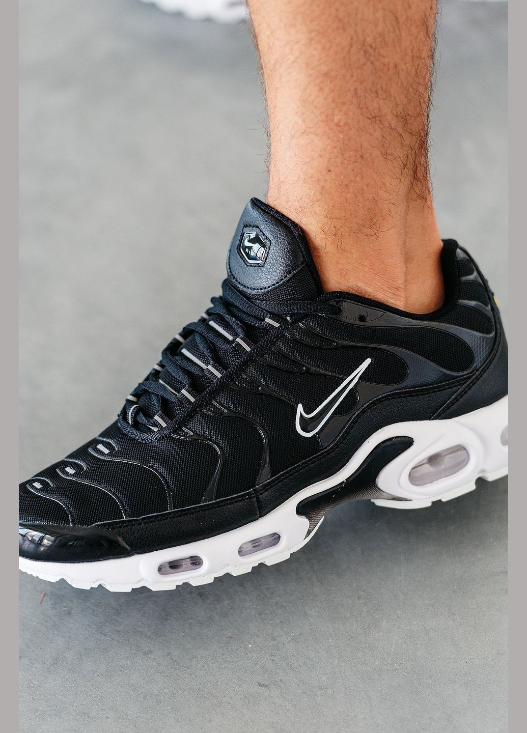 Кроссовки женские и мужские Nike Air Max TN Plus black | Найк Аир Макс ТН Плюс черные No Brand чёрные демисезоны (315483013)