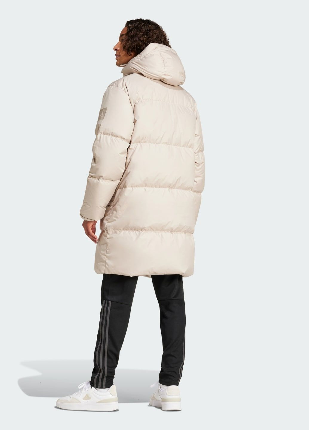 Бежевая демисезонная пуховик big baffle adidas