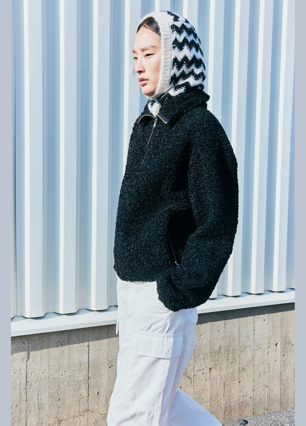 Чорний тедді флісовий світшот на блискавці H&M однотонний (304909170)