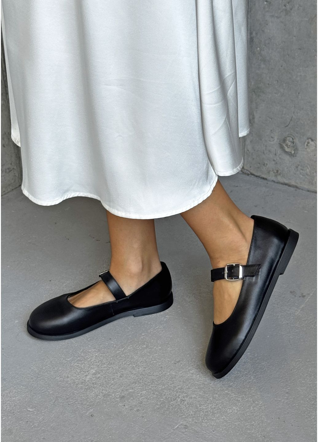 InFashion Класичні шкіряні туфлі з ремінцем мері джейн чорний з натуральна шкіра, україна — демісезон (359368283)