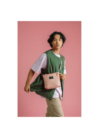 Сумка GO Crossbody pouch Розовая (35125340) Pacsafe GO Crossbody pouch Рожева (366158245)