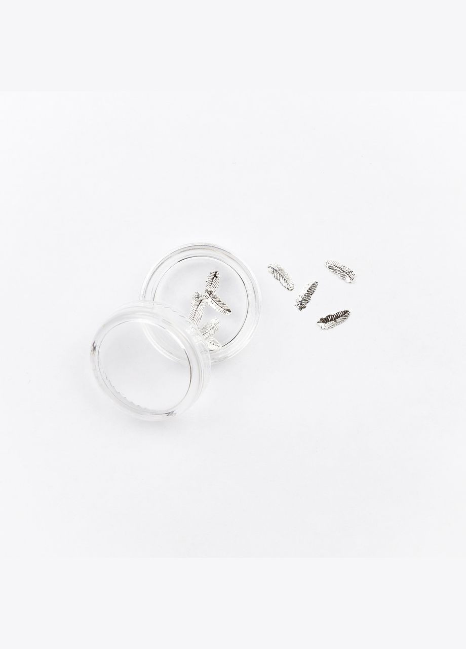 Металеві фігурки для дизайну нігтів, срібло велика пір'їнка, 10 шт. No Brand (296664343)