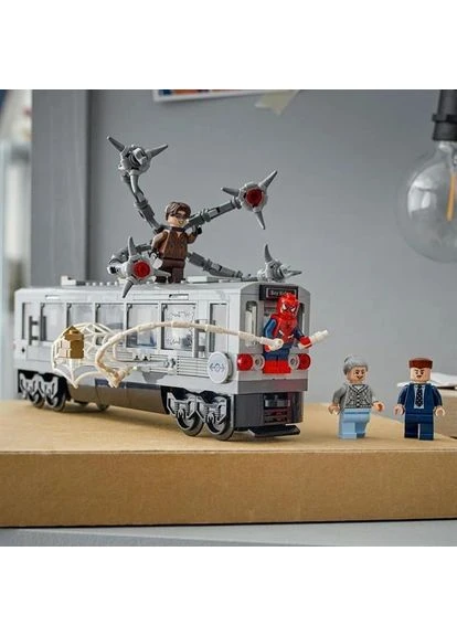 Конструктор Super Heroes Людина-павук проти Дока Ока Сцена в метро 393 деталі (76321) Lego (389439014)
