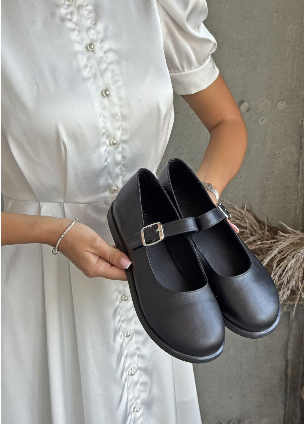 InFashion Класичні шкіряні туфлі з ремінцем мері джейн чорний з натуральна шкіра, україна — демісезон (359368283)