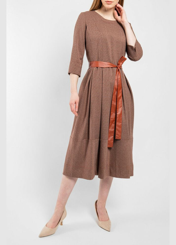 Комбінована сукня жіноча міді з поясом коричнева в клітинку mkpr2117-2 Modna KAZKA