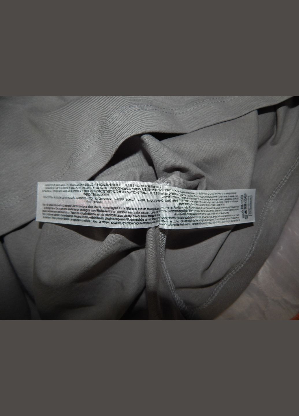 Сіра чоловіча футболка cares оригінал р.50 105fmls (тільки в зазначеному розмірі, тільки 1 шт.) Primark