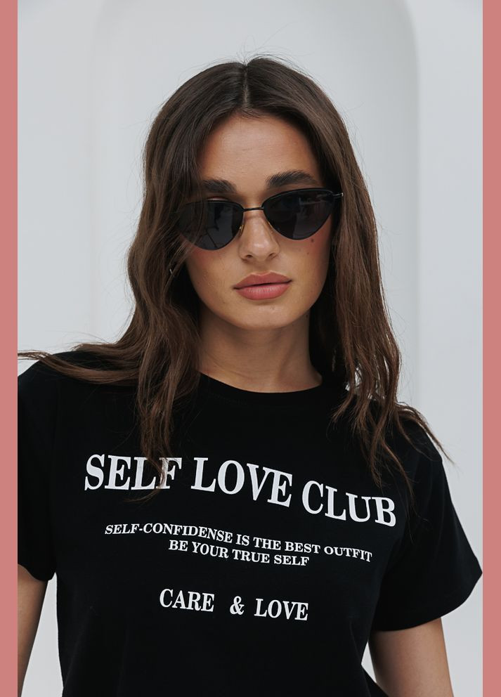 Чорна жіноча футболка з принтом self love club чорна Arjen