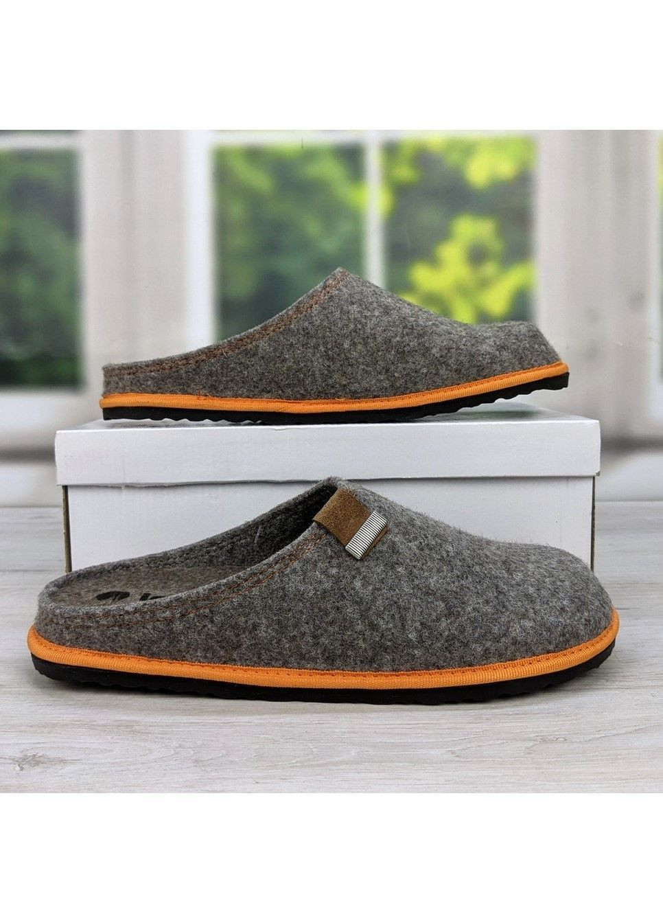 Коричневые тапочки мужские комнатные Inblu