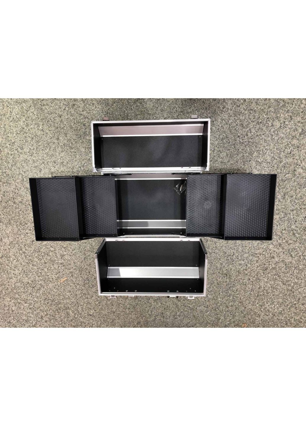 Валіза майстра з 2 висувними полицями Ч03177 (10), чорна гладка YRE (356452569)