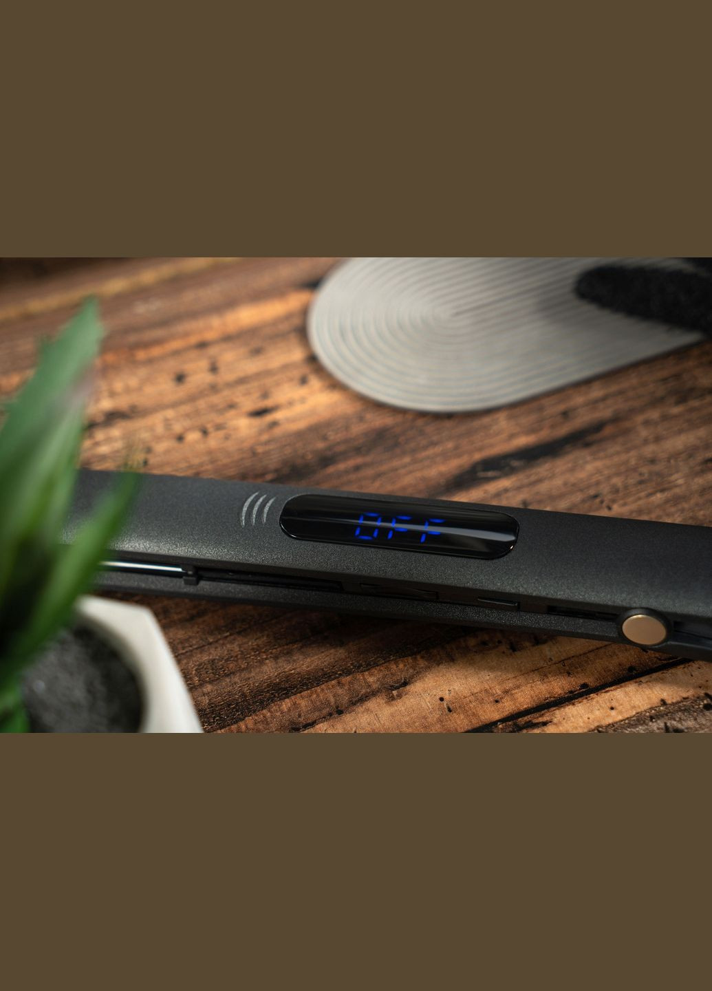 Випрямляч HS-615D, 50Вт, 110-230C, кераміка, Ardesto (329298001)