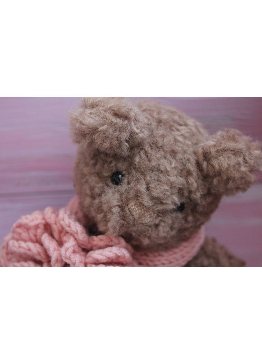 Коричневый мишка с цветком ручной работы No Brand (372141877)