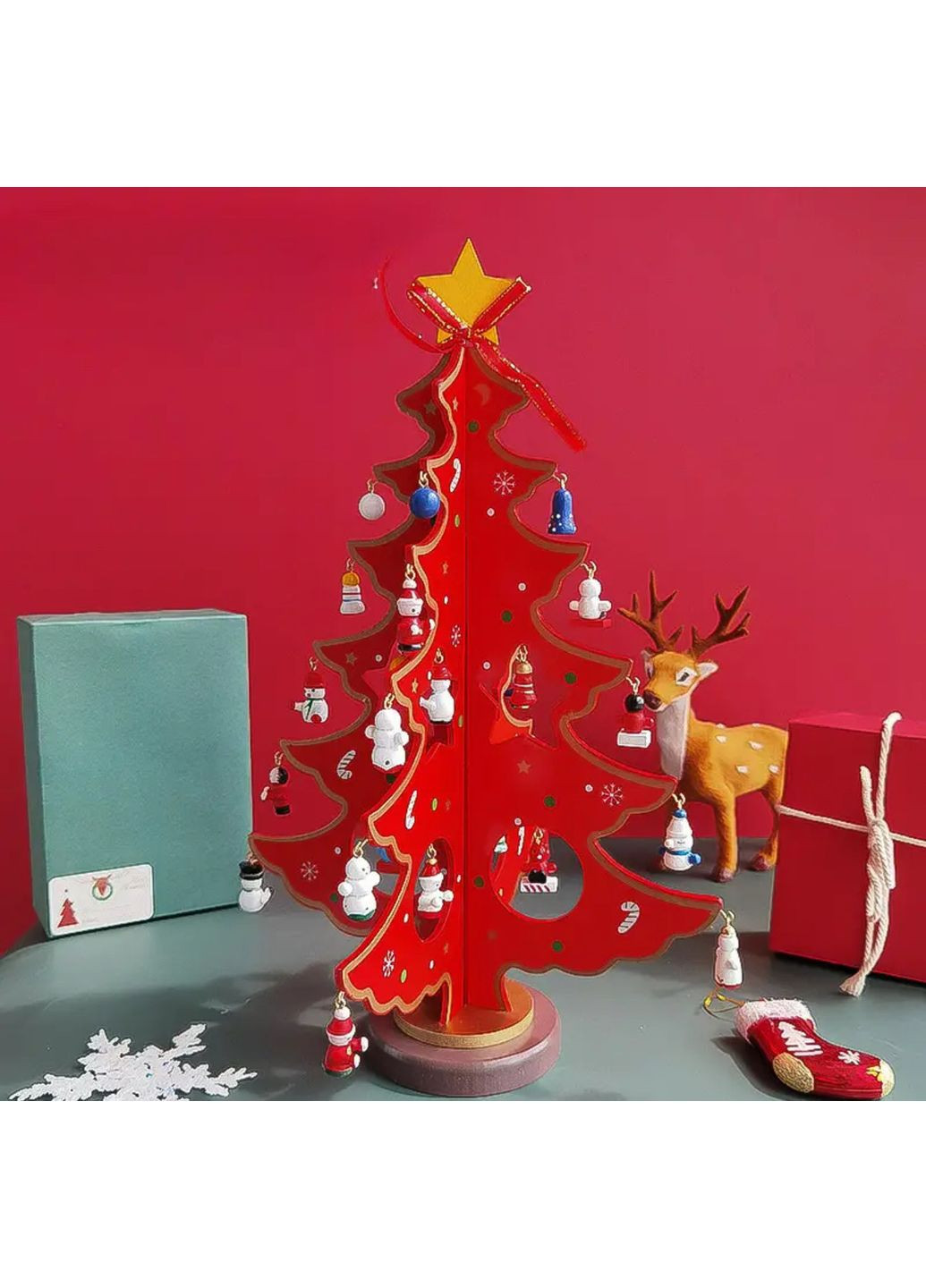 Червона настільна декоративна дерев’яна ялинка з іграшками, 22 см No Brand (315101610)