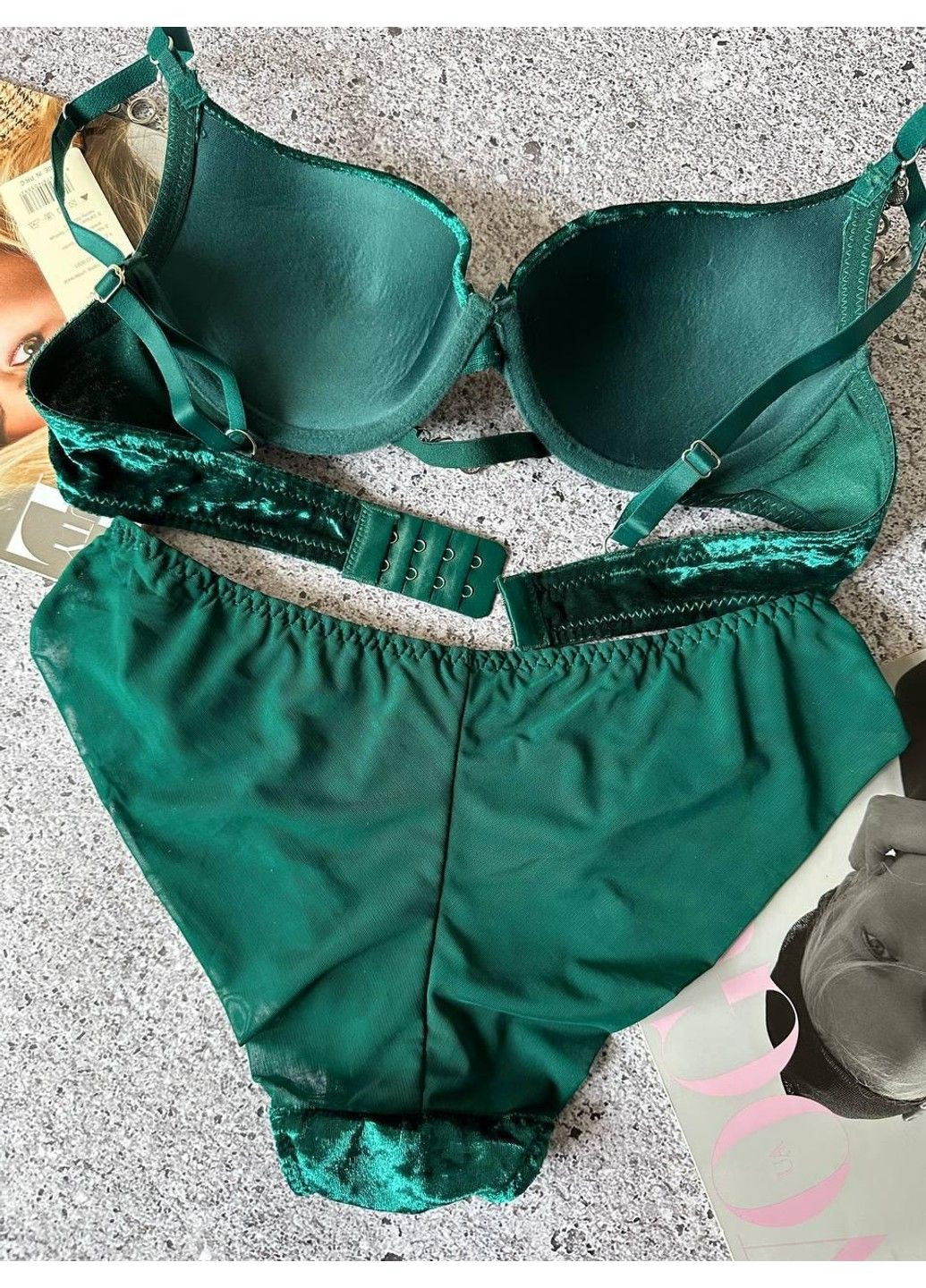 Смарагдовий комплект жіночої нижньої білизни з велюром смарагдовий Weiyesi