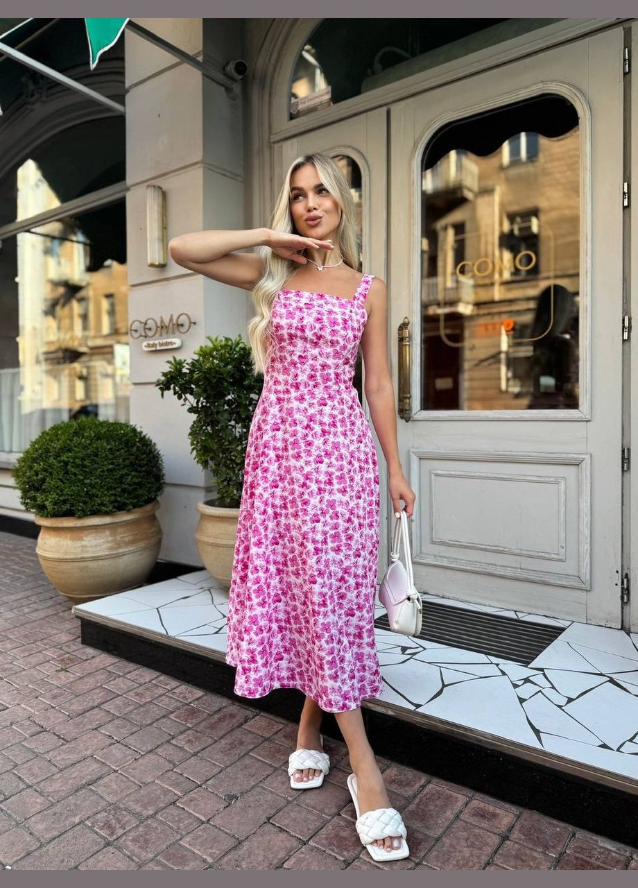 Розовое летнее платье миди с открытой спинкой розового цвета 33638 а-силуэт No Brand с цветочным принтом