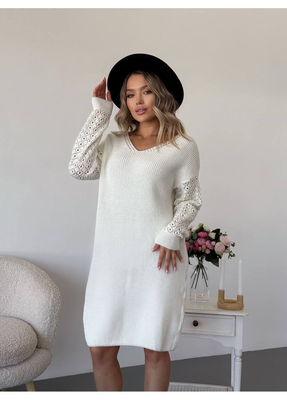 Молочное праздничный, повседневный, кэжуал женское вязаное платье No Brand однотонное