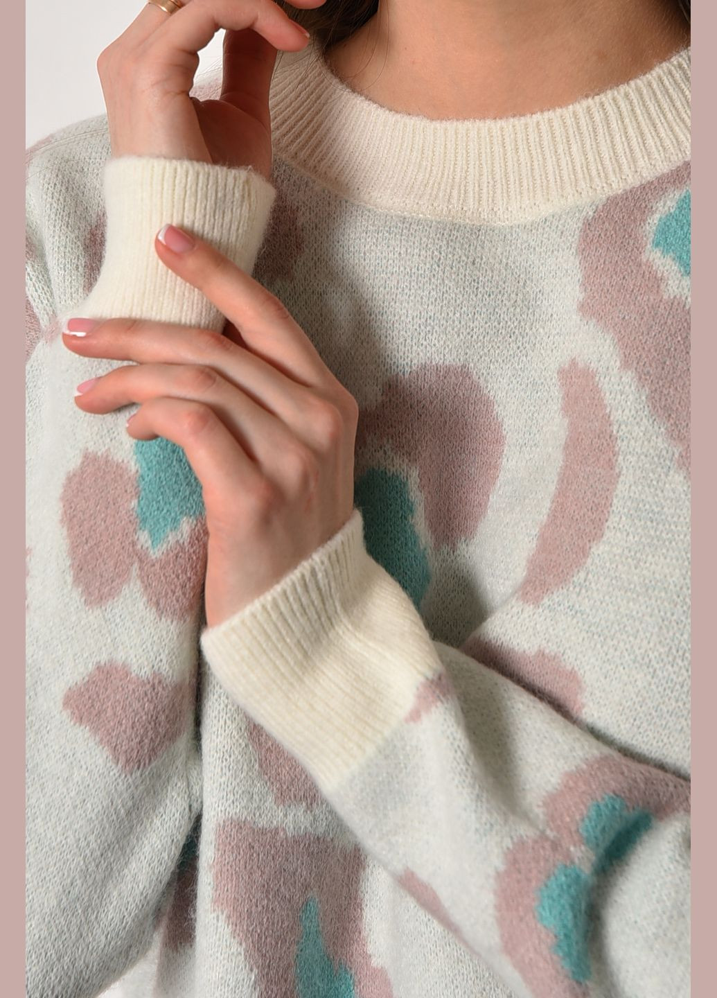 Белый зимний свитер женский с принтом белого цвета пуловер Let's Shop