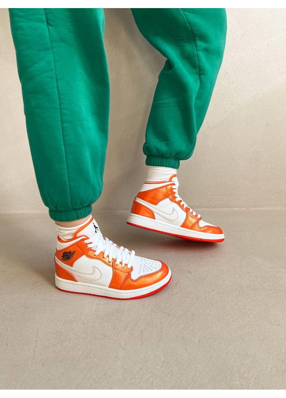КРОСІВКИ ЖІНОЧІ NIKE AIR JORDAN 1 RETRO ELECTRO ORANGE НАЙК АІР ДЖОРДАН No Brand білі демісезони (367177004)
