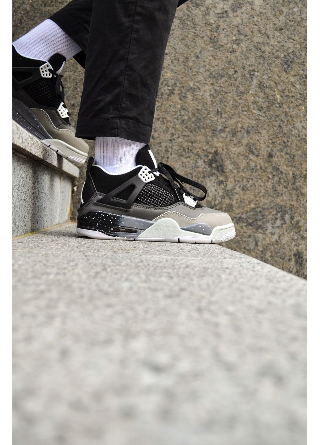 КРОСІВКИ ЖІНОЧІ NIKE AIR JORDAN 4 RETRO BLACK GREY НАЙК АІР ДЖОРДАН No Brand сірі демісезони (368868550)