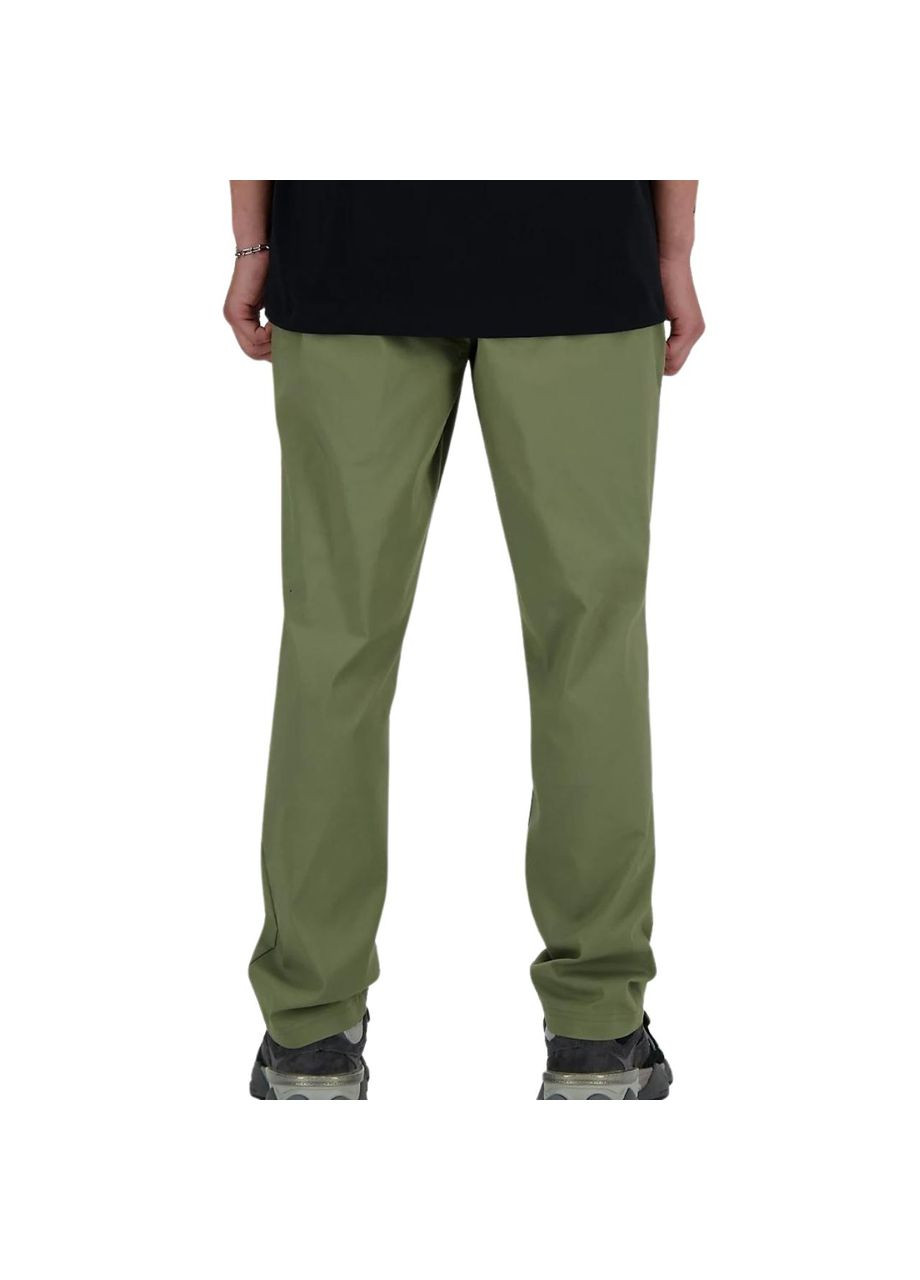 Зеленые брюки New Balance