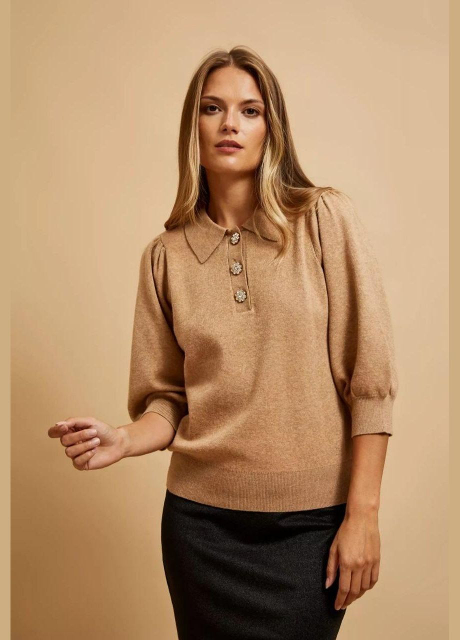 Бежевый зимний свитер Moodo