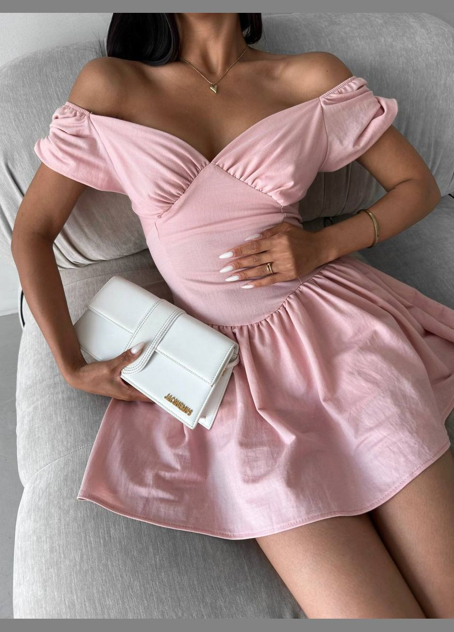 Вечерний женский комбинезон Adelante однотонный светло-розовый вечерний