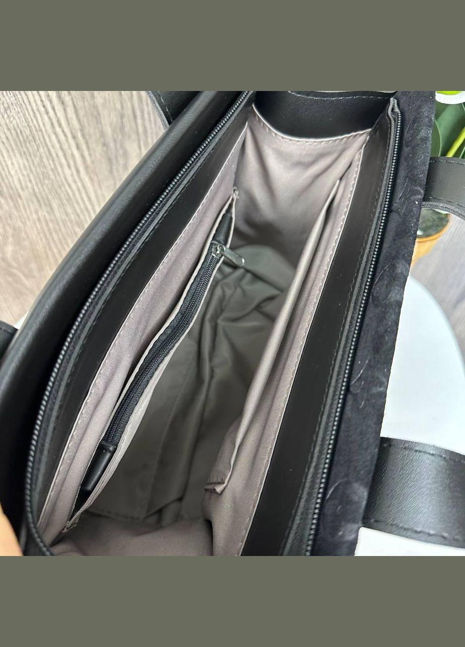 Жіноча сумка з натуральної замші з тисненням чорна рептилія (sku_1370) No Brand (330576049)