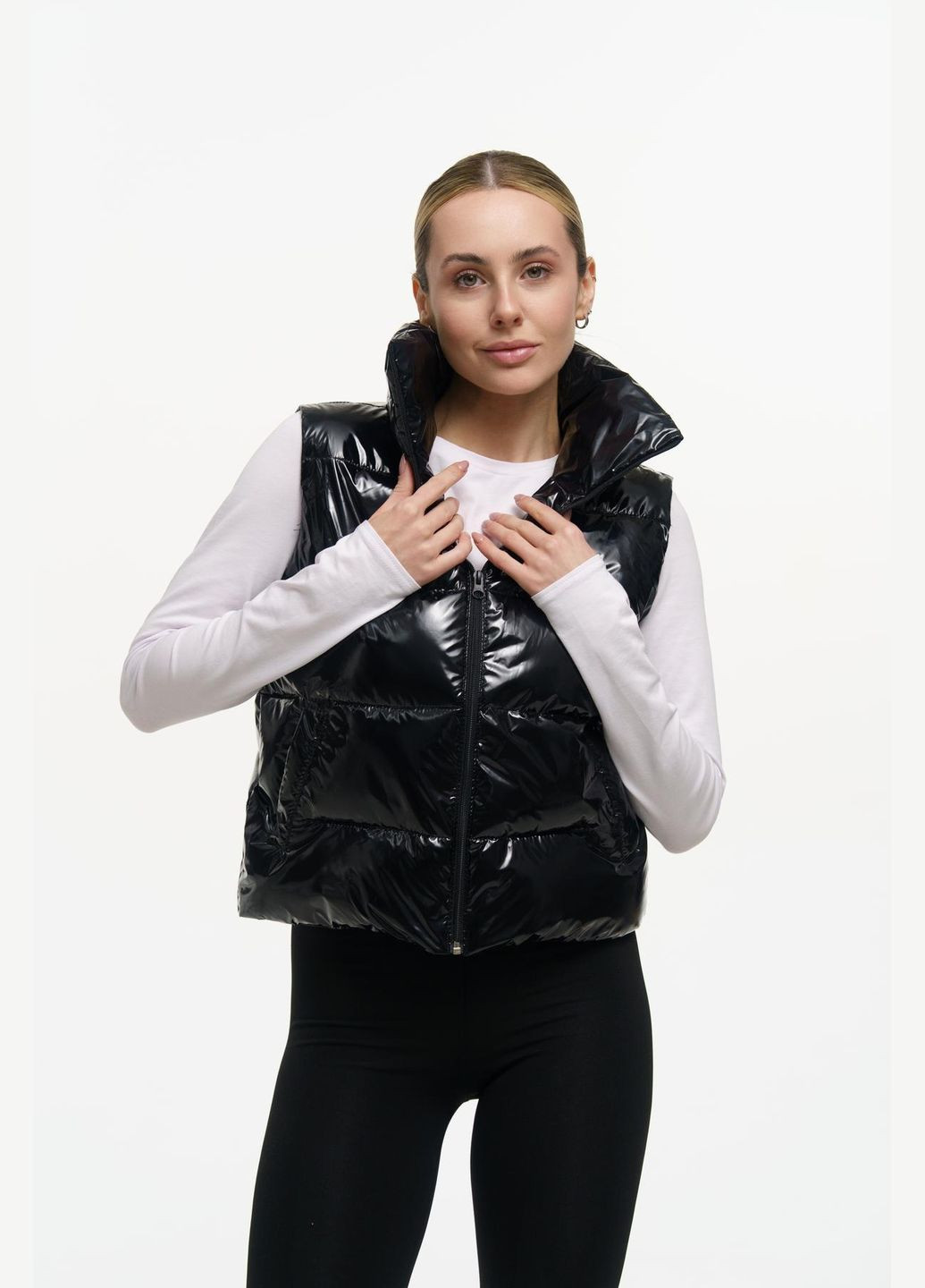 Жилетка жіноча "Lola" чорний глянець Intruder (324857637)