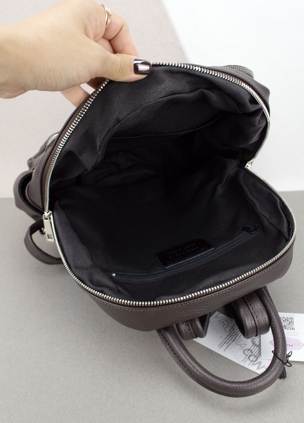 Рюкзак женский кожаный городской 02443 шоколадный Virginia Conti (303815296)