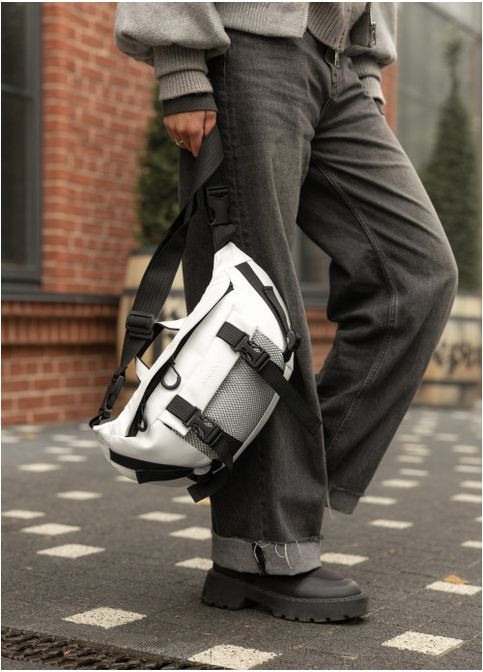 Велика жіноча поясна сумка бананка з екошкіри Біла (866038721) Sambag (361244921)