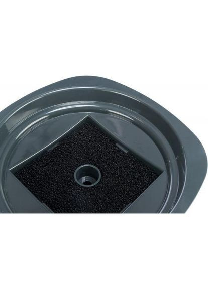 Поилка-фонтан Flower для кошек, 2 л, 18,5х13х18,5 см (пластик) Trixie (349823164)