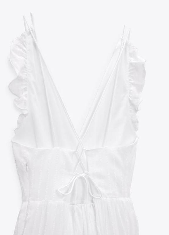 Білий повсякденний, коктейльна сукня міді на запах Zara