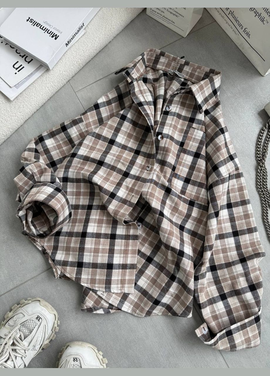 Жіноча бежева з чорним сорочка No Brand (332624048)