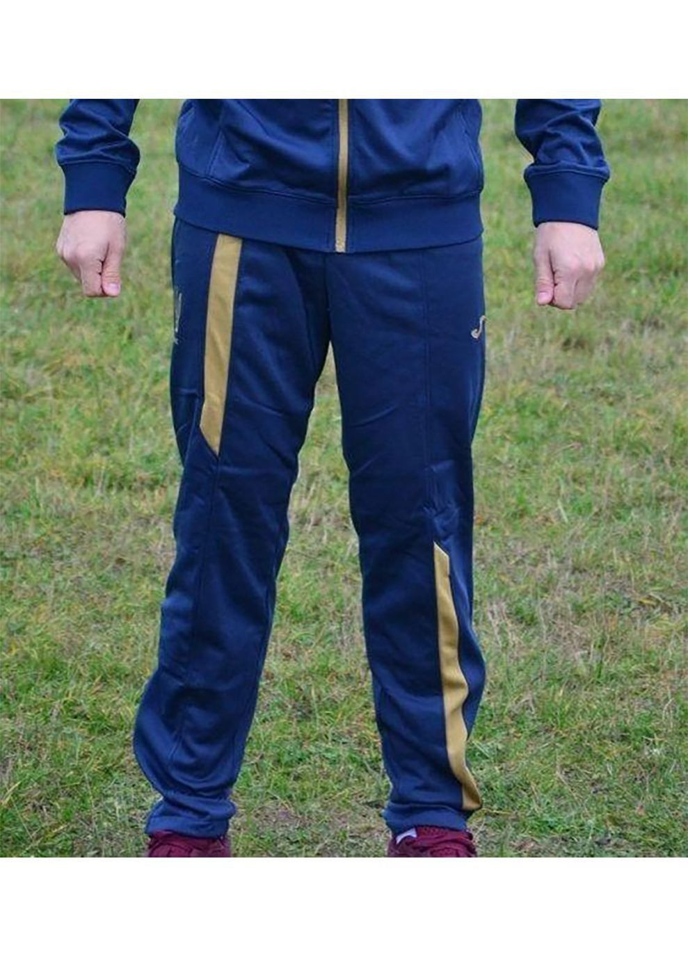 Черные демисезонные брюки Joma